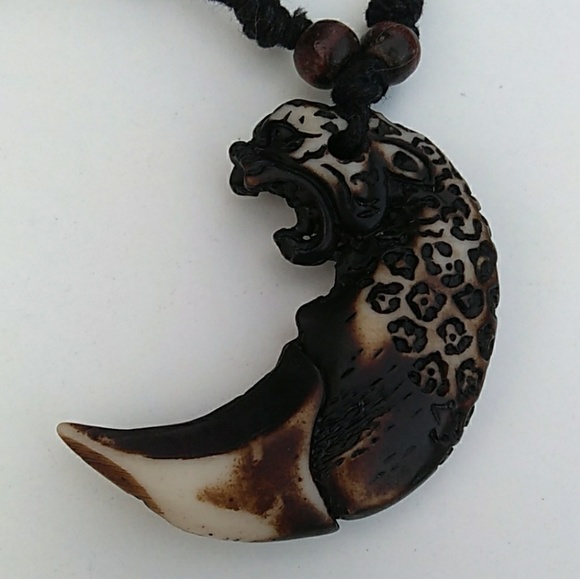 V Accessories Nos Vtg Unique Abstract Crescent Wild Cat Adj